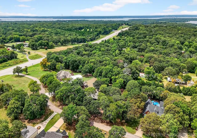 2nd image of 123 Park Lake, Mead, OK 73449 | MLS# 2609213
