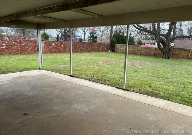 26th image of 2711 Kingston St N, Muskogee, OK 74403 | MLS# 2609130