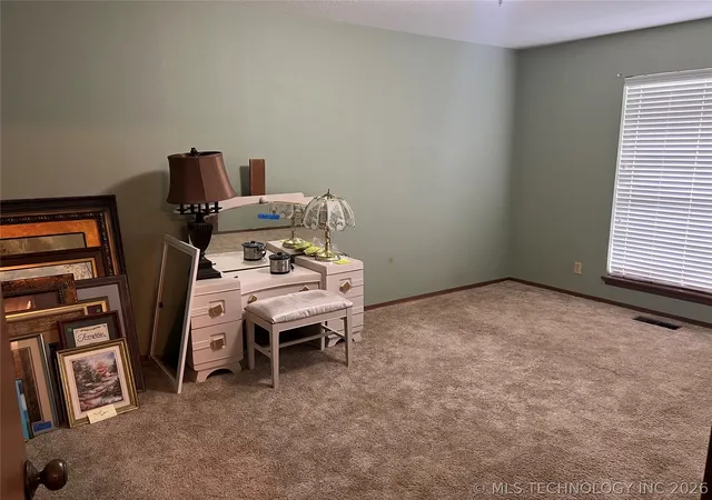 2nd image of 2711 Kingston St N, Muskogee, OK 74403 | MLS# 2609130