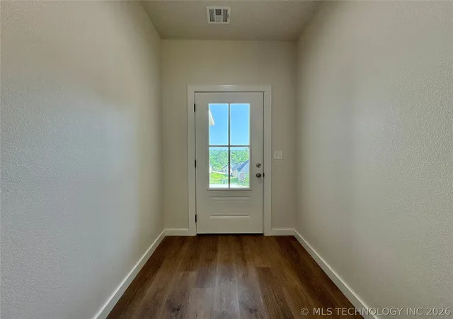 Photo 3 of Single family home for sale at 824 E Harlan Dr, Tahlequah, OK 74464 | MLS# 2609260 | Listing updated on 2026-07-21