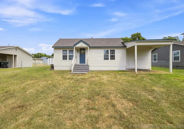 Photo 1 of Single family home for sale at 308 1st Street, Tahlequah, OK 74464 | MLS# 2609268 | Listing updated on 2026-08-20
