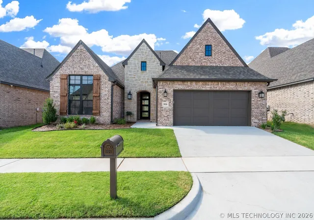 Photo 1 of Single family home for sale at 9056 E 62nd Place S, Tulsa, OK 74133 | MLS# 2609349 | Listing updated on 2026-05-18