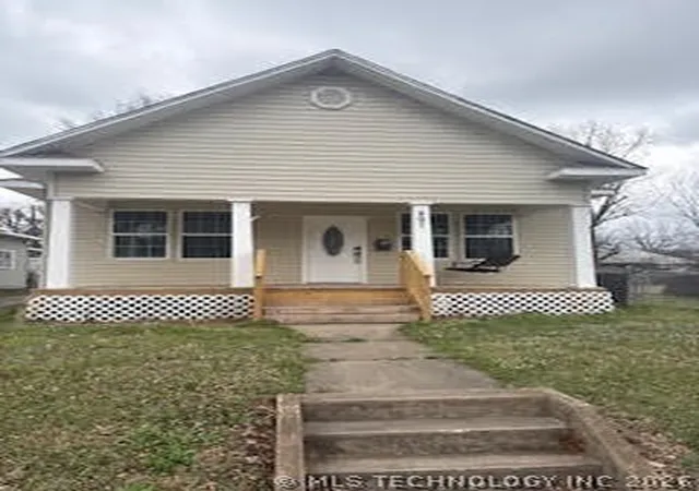 1st image of 807 N J St, Muskogee, OK 74403 | MLS# 2609351