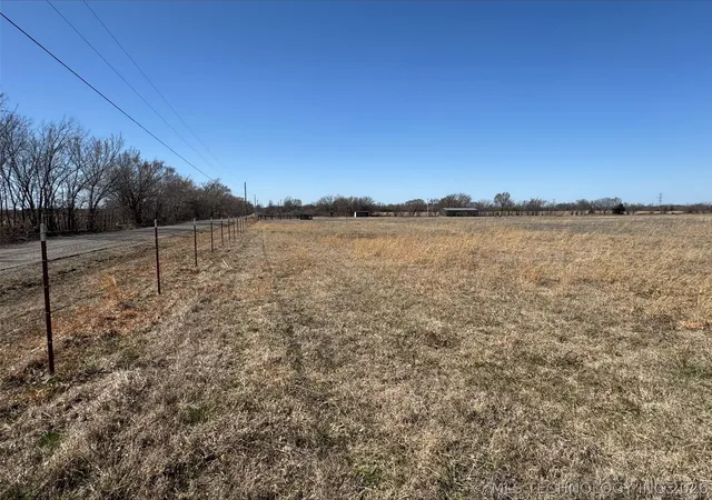 Photo 3 of Land for sale at 5289 S 40th Street E, Muskogee, OK 74401 | MLS# 2609352 | Listing updated on 2026-04-17