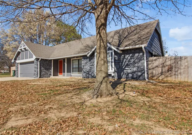 2nd image of 8731 N 121st East Ave, Owasso, OK 74055 | MLS# 2609313