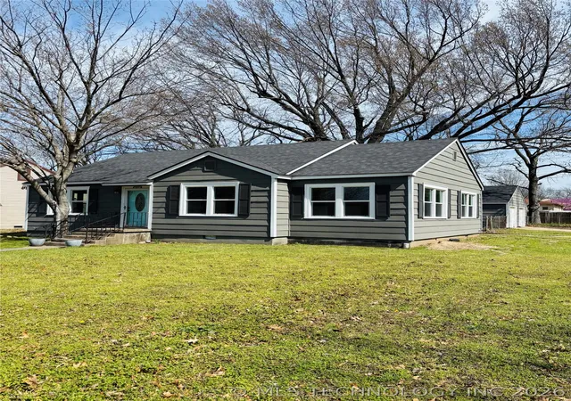Homes for sale in Muskogee, OK | 1302 Walnut, Muskogee, OK 74403 | MLS# 2605576
