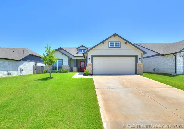 Photo 2 of Single family home for sale at 12333 N 132nd Avenue E, Collinsville, OK 74021 | MLS# 2609149 | Listing updated on 2026-08-26