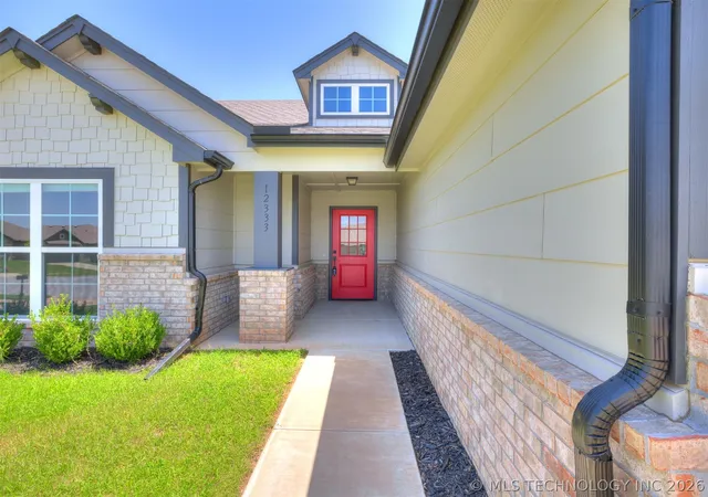 Photo 4 of Single family home for sale at 12333 N 132nd Avenue E, Collinsville, OK 74021 | MLS# 2609149 | Listing updated on 2026-08-26