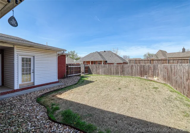 4th image of 29 River Oaks Ave, Mc Alester, OK 74501 | MLS# 2609433