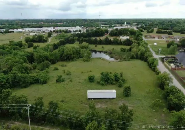 Photo 1 of Land for sale at 00 Refinery Rd, Ardmore, OK 73401 | MLS# 2609456 | Listing updated on 2026-03-17