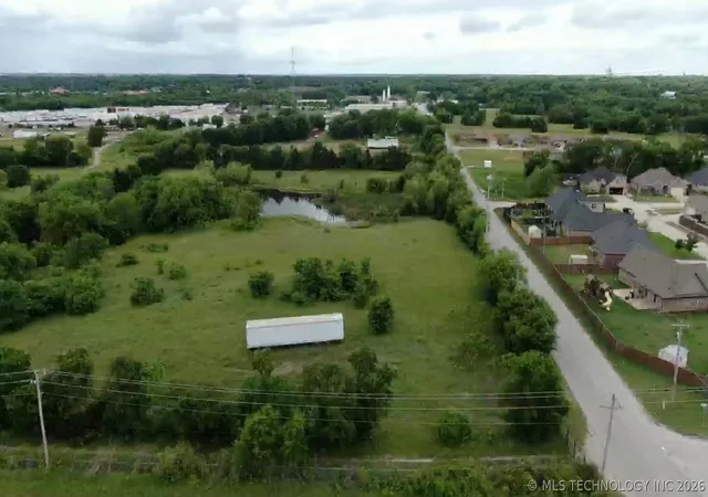 Photo 2 of Land for sale at 00 Refinery Rd, Ardmore, OK 73401 | MLS# 2609456 | Listing updated on 2026-03-17