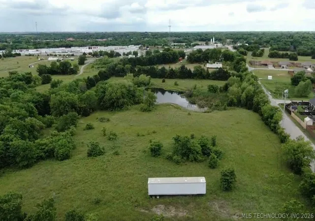 Photo 3 of Land for sale at 00 Refinery Rd, Ardmore, OK 73401 | MLS# 2609456 | Listing updated on 2026-03-17