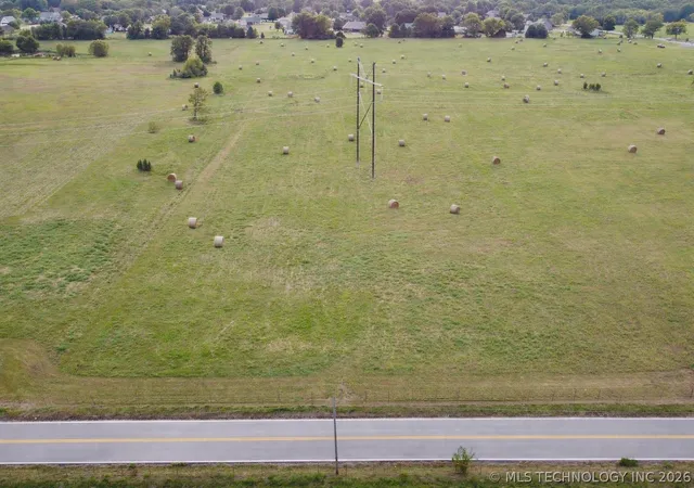 3rd image of 020078 S 4120 Rd, Claremore, OK 74019 | MLS# 2607494