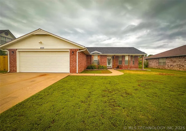 Homes for sale in Muskogee, OK | 4005 Chaucer St, Muskogee, OK 74403 | MLS# 2609617