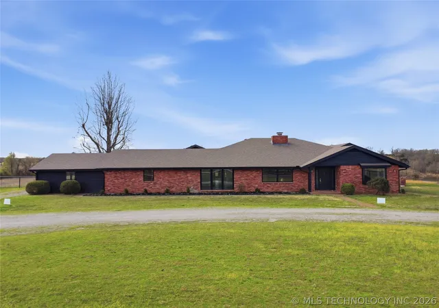2nd image of 402691 W 2400 Rd, Bartlesville, OK 74006 | MLS# 2609667