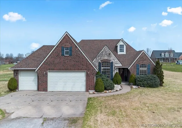 Homes for sale in Oologah, OK | 2931 E Rabbs Dr, Oologah, OK 74053 | MLS# 2608492