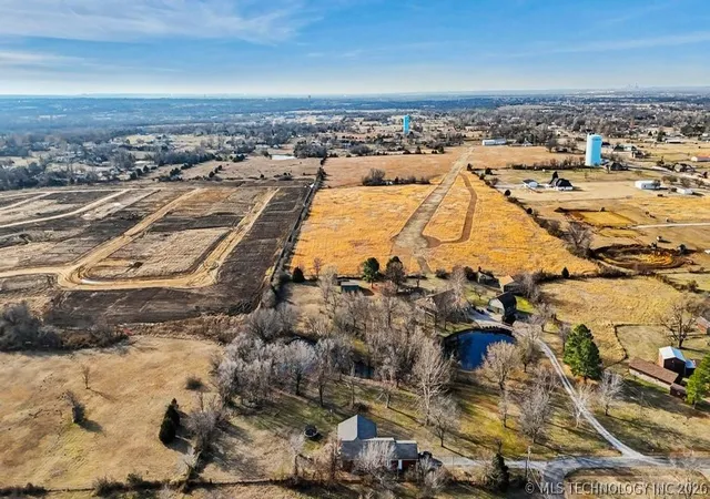 28th image of 14131 N 100th Ave E, Collinsville, OK 74021 | MLS# 2609432