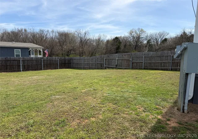 Homes for sale in Calera, OK | 505 Cale Ln, Calera, OK 74730 | MLS# 2609866