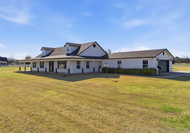 Homes for sale in Morris, OK | 16921 Elm Ln, Morris, OK 74445 | MLS# 2609504