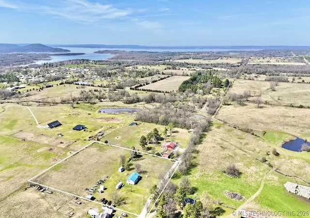 Photo 2 of Manufactured home for sale at 10098 N County Rd 4295, Quinton, OK 74561 | MLS# 2609976 | Listing updated on 2026-08-20