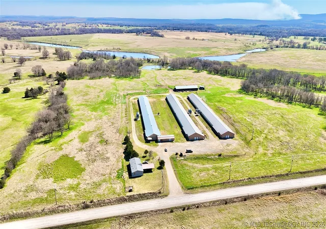 5th image of 30607 S Fish Creek Rd, Stigler, OK 74462 | MLS# 2609924