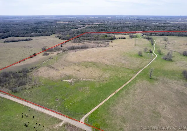 Homes for sale in Valliant, OK | 1180 N 4430 Rd, Valliant, OK 74764 | MLS# 2609998