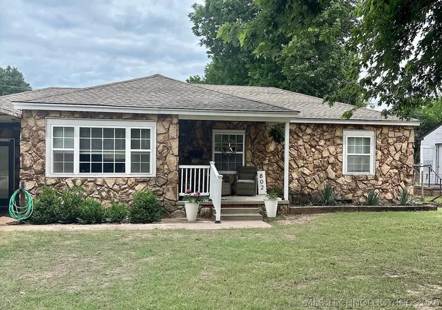 Homes for sale in Cushing, OK | 802 S Howerton Ave, Cushing, OK 74023 | MLS# 2606017