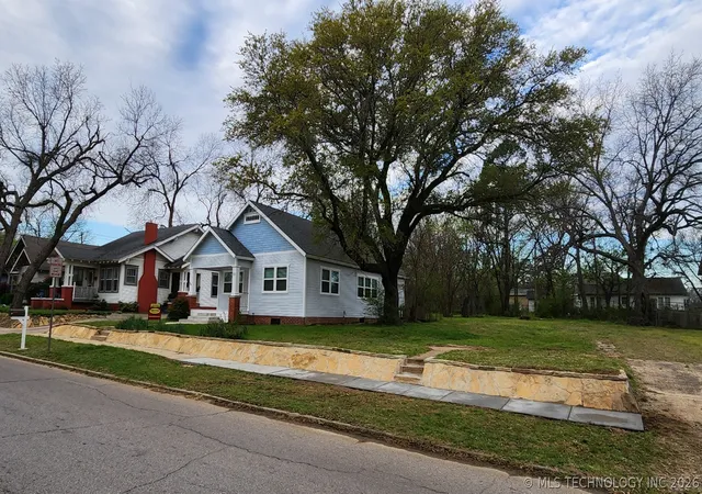 Photo 2 of Single family home for sale at 715 A St Ne, Ardmore, OK 73401 | MLS# 2609516 | Listing updated on 2026-08-20