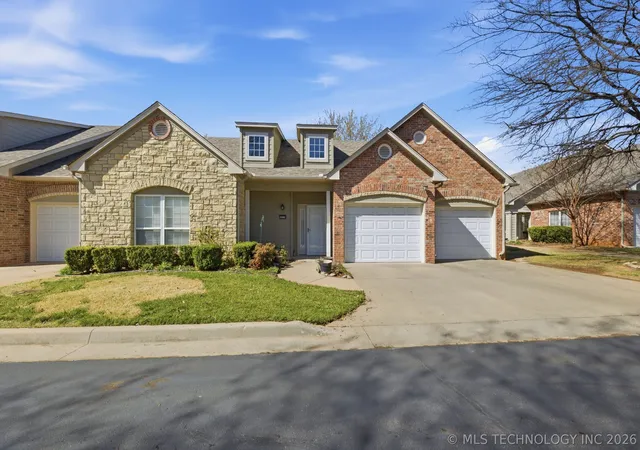 Homes for sale in Tulsa, OK | 10110 S 94th Eastplace, Tulsa, OK 74133 | MLS# 2609701