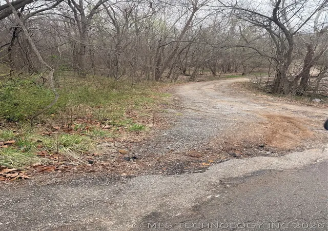 Photo 3 of Single family home for sale at 26872 E 58th Street S, Broken Arrow, OK 74014 | MLS# 2607261 | Listing updated on 2026-05-18