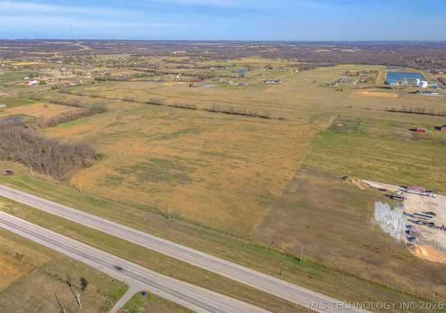 3rd image of 10 E State Hwy 51 Hwy, Coweta, OK 74429 | MLS# 2609406
