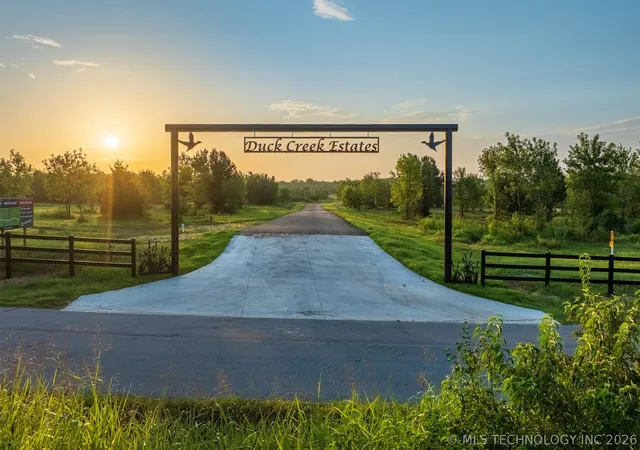 1st image of 011 W 195th St S, Mounds, OK 74047 | MLS# 2609612