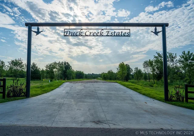 2nd image of 011 W 195th St S, Mounds, OK 74047 | MLS# 2609612
