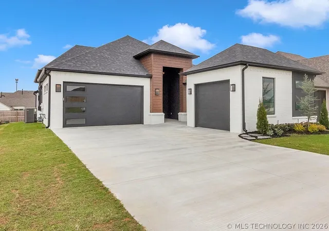 Photo 1 of Single family home for sale at 2110 E 138th Street S, Bixby, OK 74008 | MLS# 2610178 | Listing updated on 2026-08-24