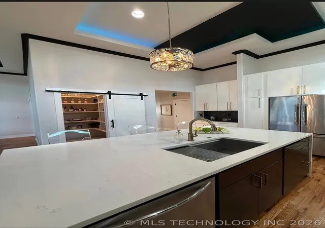 Photo 4 of Single family home for sale at 2110 E 138th Street S, Bixby, OK 74008 | MLS# 2610178 | Listing updated on 2026-08-24