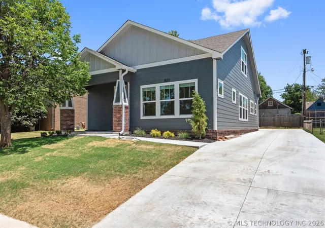 3rd image of 1123 S Delaware Pl, Tulsa, OK 74104 | MLS# 2609478