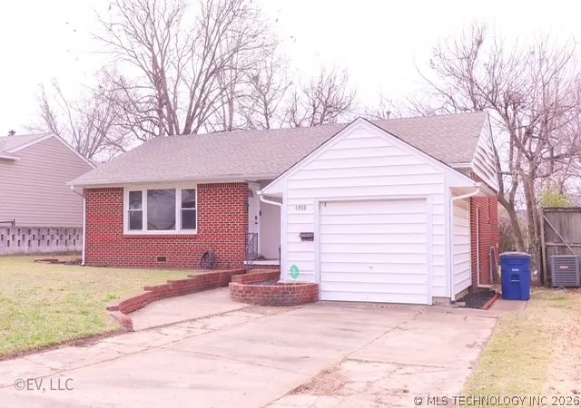 2nd image of 4208 E 24th Pl, Tulsa, OK 74114 | MLS# 2610092