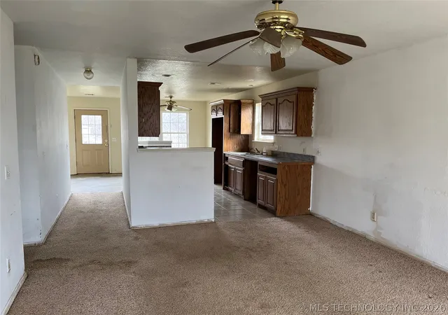 2nd image of 208 S Osage St, Beggs, OK 74421 | MLS# 2610215