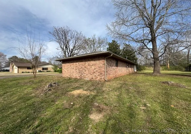 Homes for sale in Sallisaw, OK | 508 S Mcgee, Sallisaw, OK 74955 | MLS# 2610248