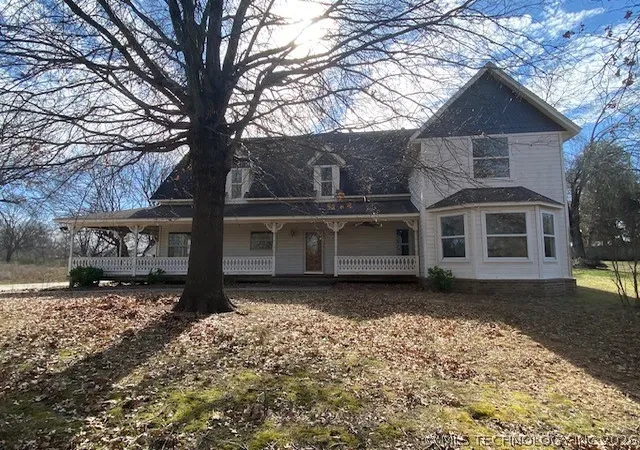 Photo 1 of Sale Pending at 3510 S Country Clb Rd, Muskogee, OK 74403 | MLS# 2604911 | Listing updated on 2026-08-28