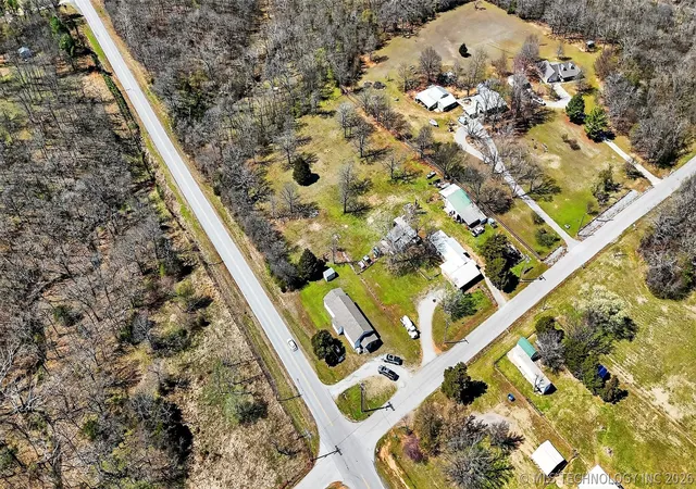 Photo 3 of Single family home for sale at 11930 S 4220 Road, Claremore, OK 74017 | MLS# 2610105 | Listing updated on 2026-05-18