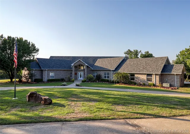 Homes for sale in Eufaula, OK | 1759 State Hwy 9a, Eufaula, OK 74432 | MLS# 2610365