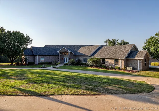 Homes for sale in Eufaula, OK | 1759 State Hwy 9A, Eufaula, OK 74432 | MLS# 2610365