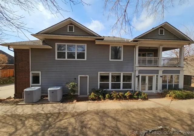 Photo 3 of Sale Pending at 10209 S Knoxville Ave, Tulsa, OK 74137 | MLS# 2610180 | Listing updated on 2026-07-13