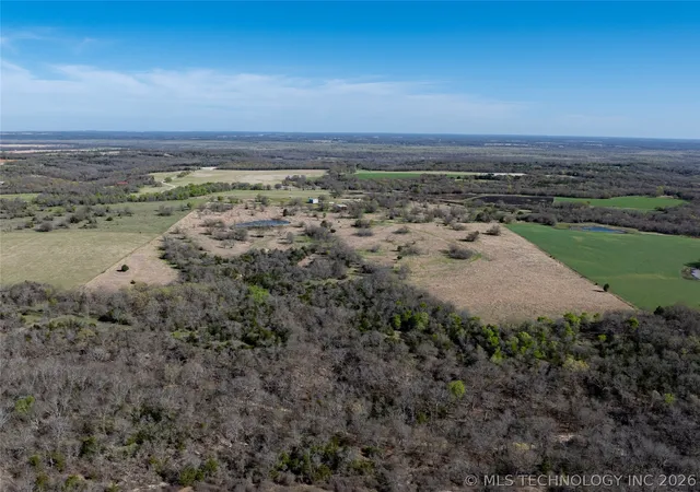 Homes for sale in Madill, OK | 13487 Winford Rd, Madill, OK 73446 | MLS# 2610297