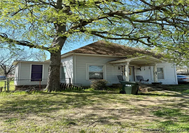 Homes for sale in Sulphur, OK | 708 W 12th, Sulphur, OK 73086 | MLS# 2608848