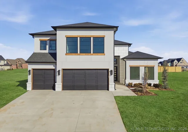 Photo 2 of Single family home for sale at 2347 E 135th Drive S, Bixby, OK 74008 | MLS# 2610302 | Listing updated on 2026-08-20
