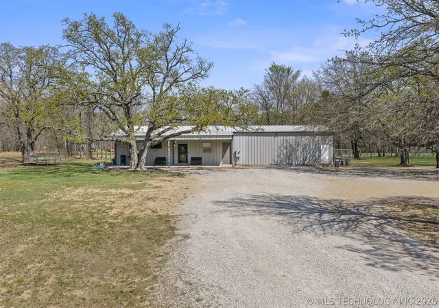 Homes for sale in Ardmore, OK | 147 Cool Shady, Ardmore, OK 73401 | MLS# 2610110