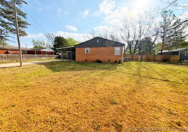 Homes for sale in Holdenville, OK | 219 Berton, Holdenville, OK 74848 | MLS# 2610551