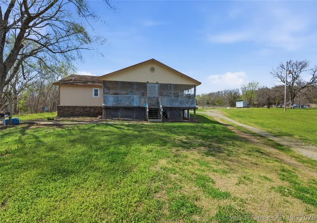 Single family home for sale at 15171 N Lost City Rd E, Hulbert, OK 74441 | MLS# 2610430